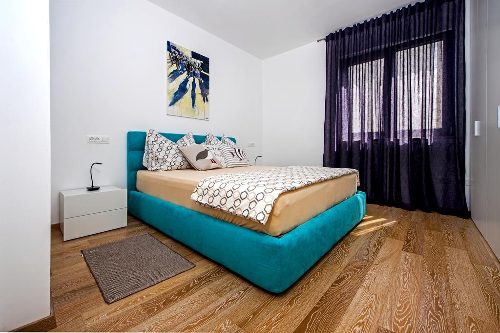 רוביני Sunset Luxury Apartment מראה חיצוני תמונה